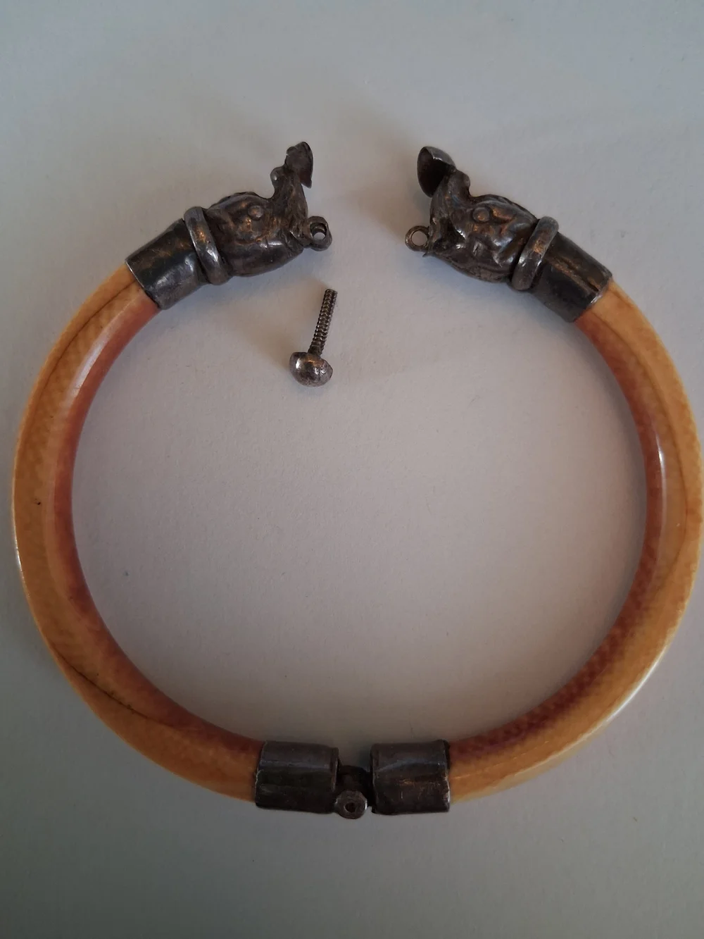 Vintage India Elephant Head Hinged 7 1/2